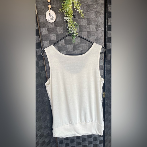 Maurices Size Large Tank Top - Picture 2 of 4